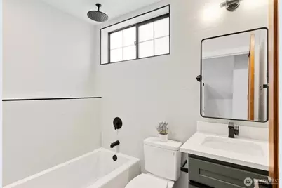 10719 2nd Avenue NW, Seattle, WA 98177 - Photo 32
