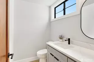 10719 2nd Ave NW, Seattle, WA 98177 - Photo 20