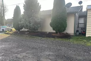 1025 E St, Centralia, WA 98531 - Photo 8