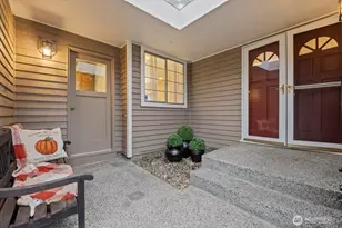 4131 243rd Ln SE, Sammamish, WA 98029 - Photo 4