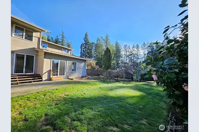 9135 Baird Court NW, Bremerton, WA 98311 - Photo 6