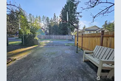 9135 Baird Court NW, Bremerton, WA 98311 - Photo 8