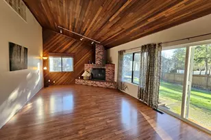 9135 Baird Ct NW, Bremerton, WA 98311 - Photo 2