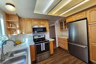 9135 Baird Ct NW, Bremerton, WA 98311 - Photo 4