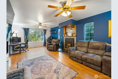 3517 Appian Way, Oak Harbor, WA 98277 - Photo 4