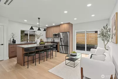 14306 Roslyn Place N, Seattle, WA 98133 - Photo 2