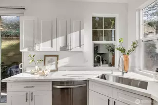 2300 Benson Road S, Renton, WA 98055 - Photo 10