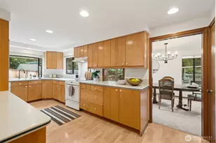 19714 41st Ave NE, Lake Forest Park, WA 98155 - Photo 18