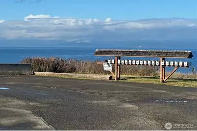 1323 S McDonald Street, Port Angeles, WA 98363 - Photo 6