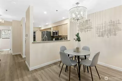 601 12th Avenue NW #E4, Issaquah, WA 98027 - Photo 10