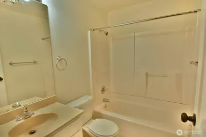 5033 99th Street SW, Mukilteo, WA 98275 - Photo 10