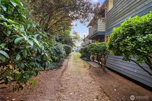 14401 SE Petrovitsky Rd, Renton, WA 98058 - Photo 34