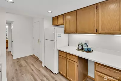 3941 226th Place SE #211, Issaquah, WA 98029 - Photo 8