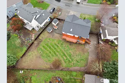 16322 37th Street Ct E, Lake Tapps, WA 98391 - Photo 4