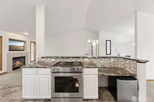 16322 37th St Ct E, Lake Tapps, WA 98391 - Photo 8