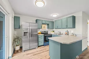 1020 S 230th St, Des Moines, WA 98198 - Photo 6