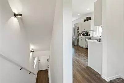 981 NW Highgarden Drive, Bremerton, WA 98311 - Photo 4