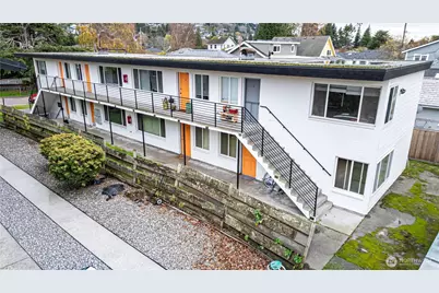 3035 64th Avenue SW, Seattle, WA 98116 - Photo 1