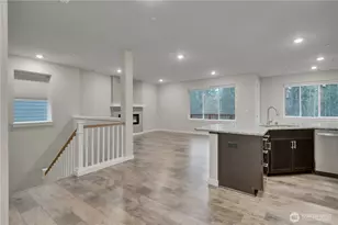 7813 E 208th Ave, Bonney Lake, WA 98391 - Photo 4