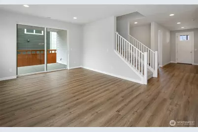 592 SW 97th St #2, Seattle, WA 98106 - Photo 4