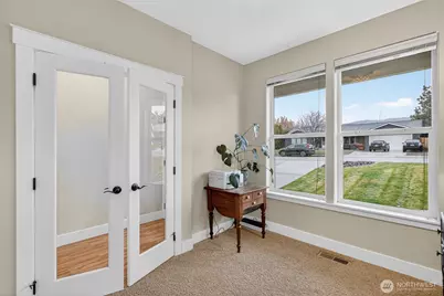 2429 Highland View Drive, East Wenatchee, WA 98802 - Photo 6