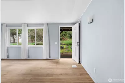 18818 Slough Lane SE, Yelm, WA 98597 - Photo 4