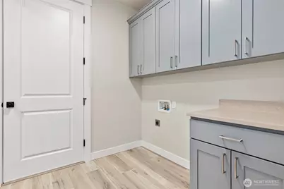 1529 Lockridge Loop E, Enumclaw, WA 98022 - Photo 16