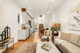 629 13th Ave E, Seattle, WA 98102 - Photo 2