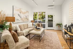 629 13th Ave E, Seattle, WA 98102 - Photo 4