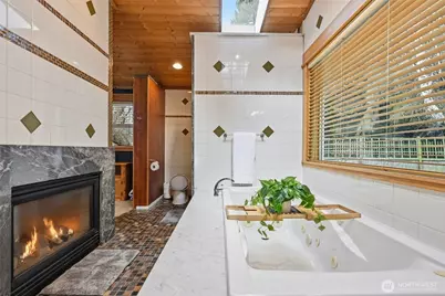 22407 87th Avenue W, Edmonds, WA 98026 - Photo 18