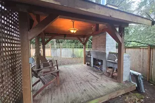 22407 87th Ave W, Edmonds, WA 98026 - Photo 28