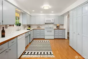 11015 SE 291st St, Auburn, WA 98092 - Photo 8