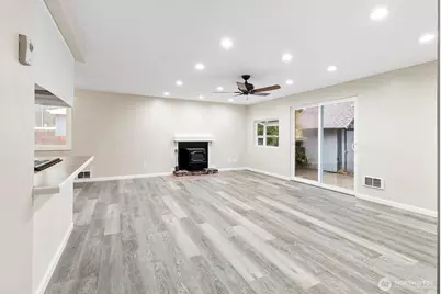 4318 Hunter Ln, Oak Harbor, WA 98277 - Photo 6