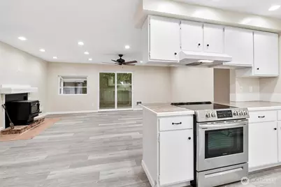 4318 Hunter Ln, Oak Harbor, WA 98277 - Photo 14