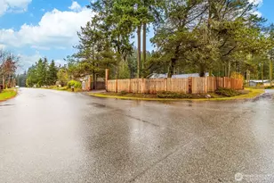 4318 Hunter Ln, Oak Harbor, WA 98277 - Photo 32