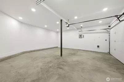 19531 55th Avenue NE, Lake Forest Park, WA 98155 - Photo 32