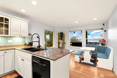 2049 NE Amhurst Court, Poulsbo, WA 98370 - Photo 14