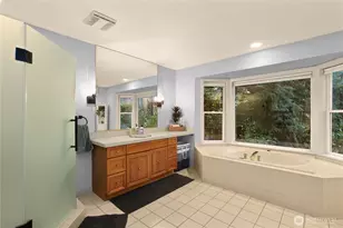 2049 NE Amhurst Ct, Poulsbo, WA 98370 - Photo 16