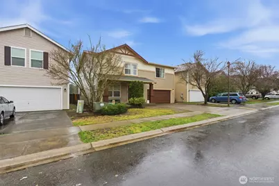 18708 94th Avenue Ct E, Puyallup, WA 98375 - Photo 2