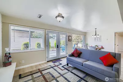 17926 73rd Avenue W, Edmonds, WA 98026 - Photo 36