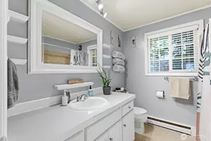 2569 Airline Way, Oak Harbor, WA 98277 - Photo 16