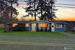 2569 Airline Way, Oak Harbor, WA 98277 - Photo 2