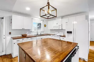 326 W 8th St, Warden, WA 98857 - Photo 10