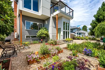 10045 9th Avenue SW, Seattle, WA 98146 - Photo 2