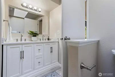 9574 Radcliff Avenue NE, Bremerton, WA 98311 - Photo 24