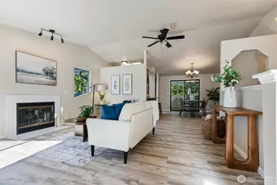 9574 Radcliff Avenue NE, Bremerton, WA 98311 - Photo 6