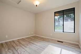 9574 Radcliff Ave NE, Bremerton, WA 98311 - Photo 20