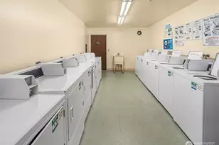 4501 Grandview Dr W, University Place, WA 98466 - Photo 16