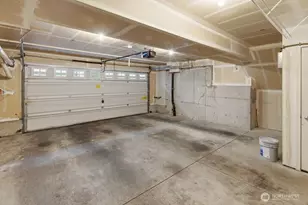 14868 SE 16th St, Bellevue, WA 98007 - Photo 32