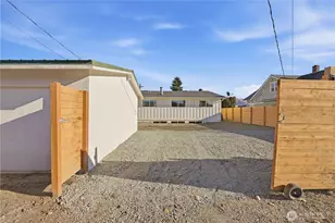 409 N Cedar St, Chelan, WA 98816 - Photo 30